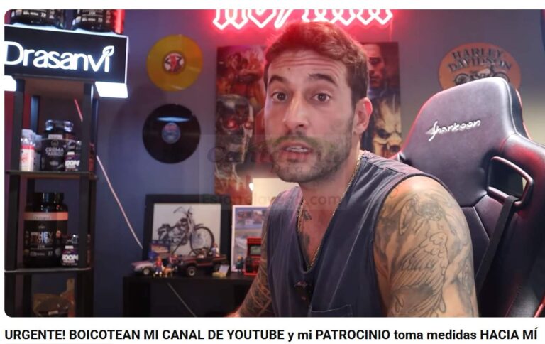 Una imagen del canal de Alfonso Gallardo, que se hace llamar Roma Gallardo en las redes. El titular falso "URGENTE! BOICOTEAN MI CANAL DE YOUTUBE y mi PATROCINIO toma medidas HACIA MÍ" resume varios de los puntos clave analizados en este artículo.